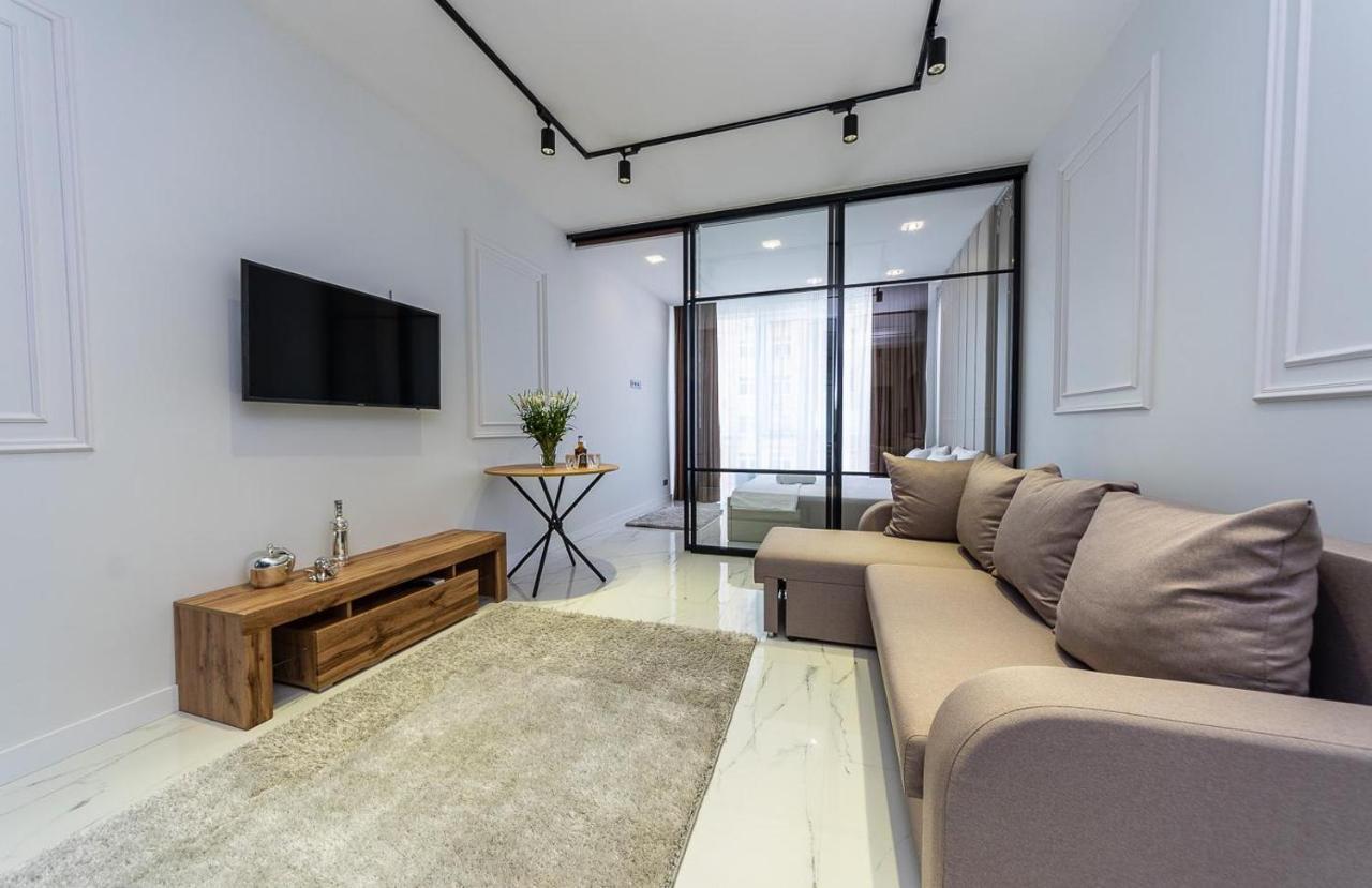 Fashionable Apartments. Smartplaza Metro Minskaya. Obolon Kijev Kültér fotó