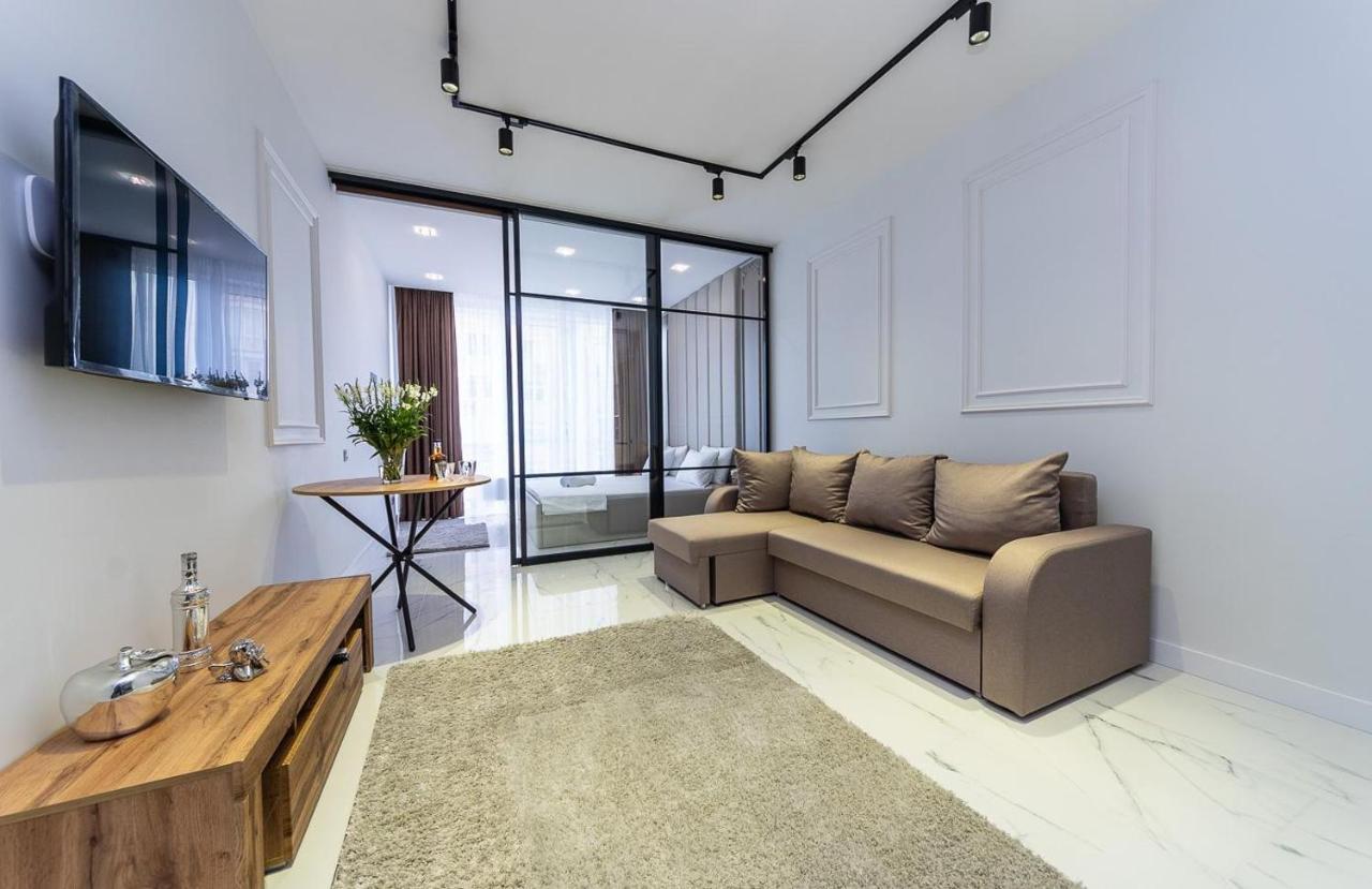 Fashionable Apartments. Smartplaza Metro Minskaya. Obolon Kijev Kültér fotó