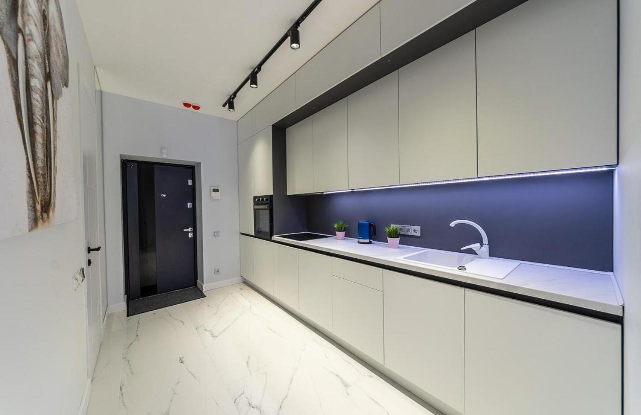 Fashionable Apartments. Smartplaza Metro Minskaya. Obolon Kijev Kültér fotó