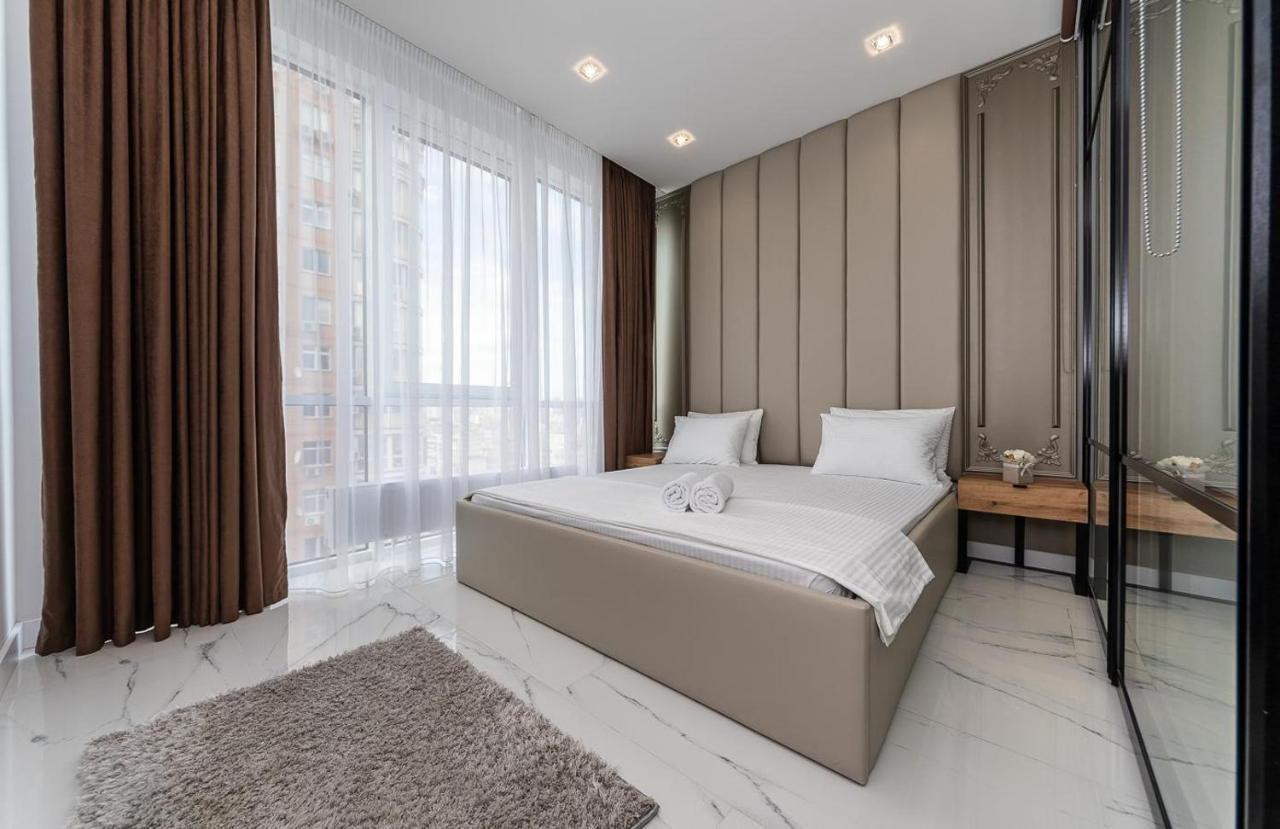 Fashionable Apartments. Smartplaza Metro Minskaya. Obolon Kijev Kültér fotó