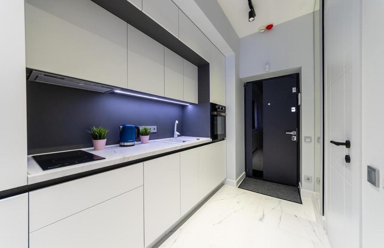 Fashionable Apartments. Smartplaza Metro Minskaya. Obolon Kijev Kültér fotó
